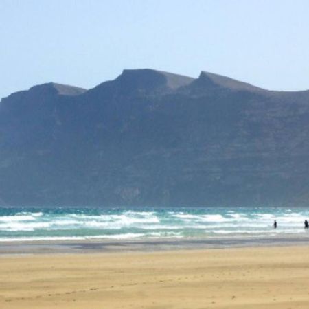 Famara Surf Wifi Διαμέρισμα Εξωτερικό φωτογραφία