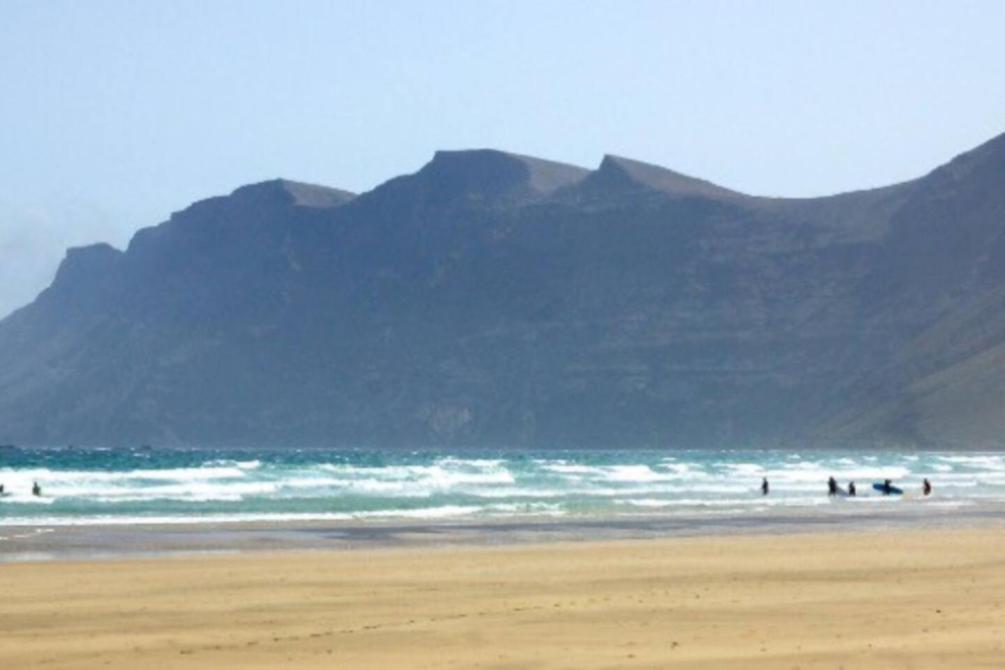 Famara Surf Wifi Διαμέρισμα Εξωτερικό φωτογραφία
